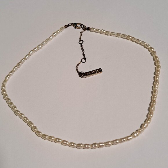 Joe Fresh Jewelry - Joe Fresh pearl like beads with metal clasp